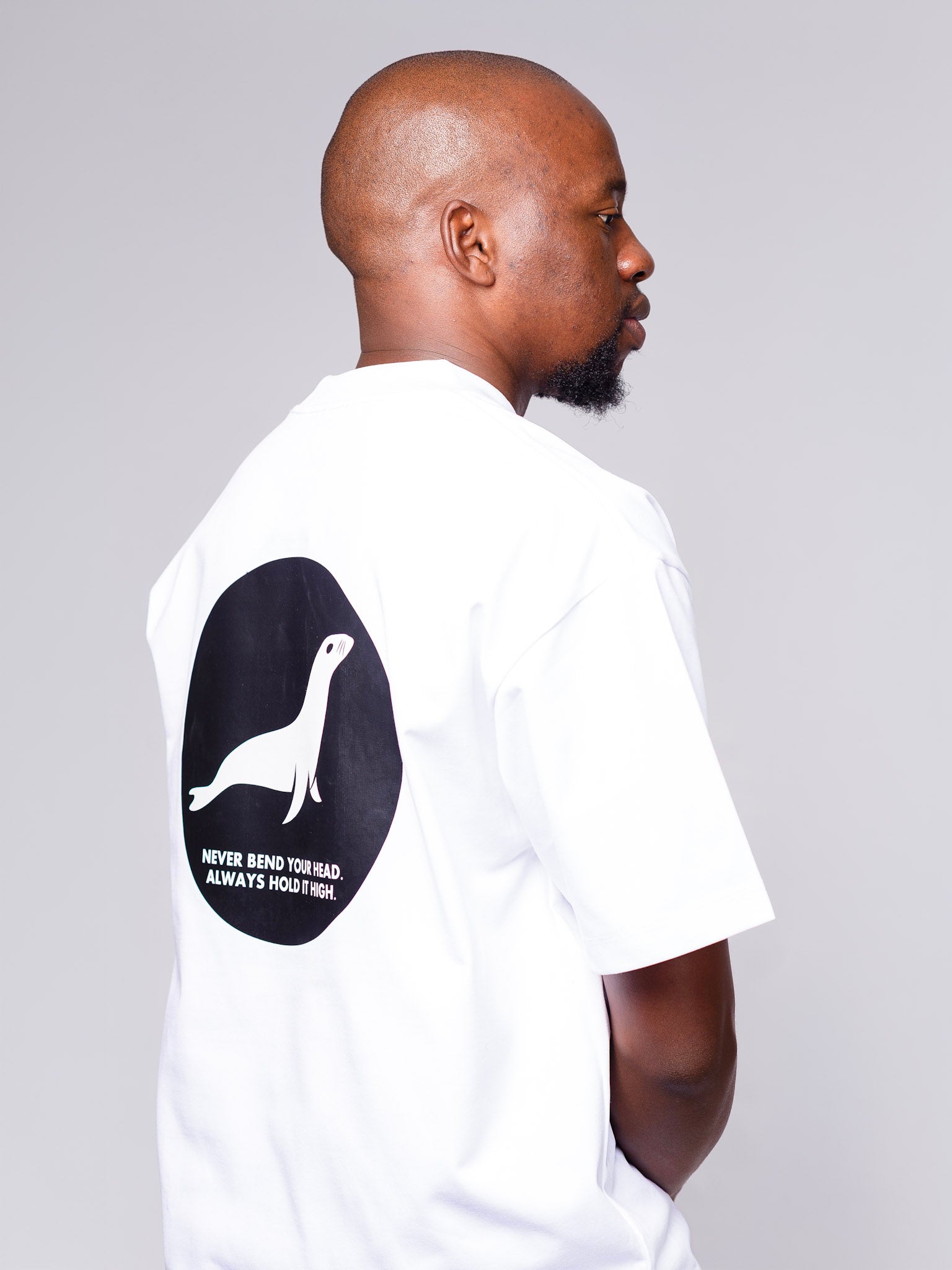 WHITE PLUG T-SHIRT COLLEXTION